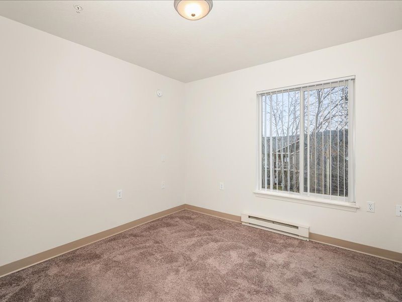 Primary bedroom, angle 2
